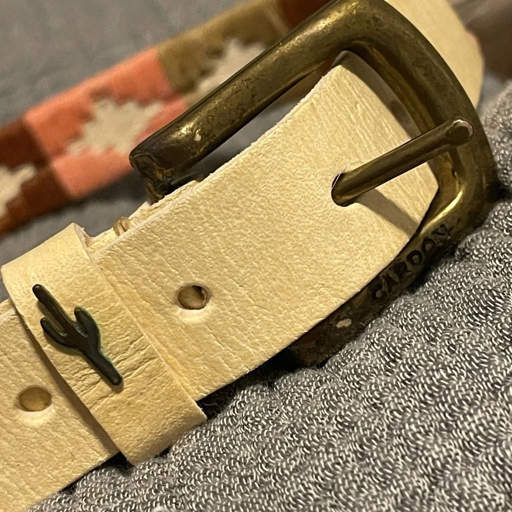 Cardon Belt in excellent used condition pinks, taupes, browns